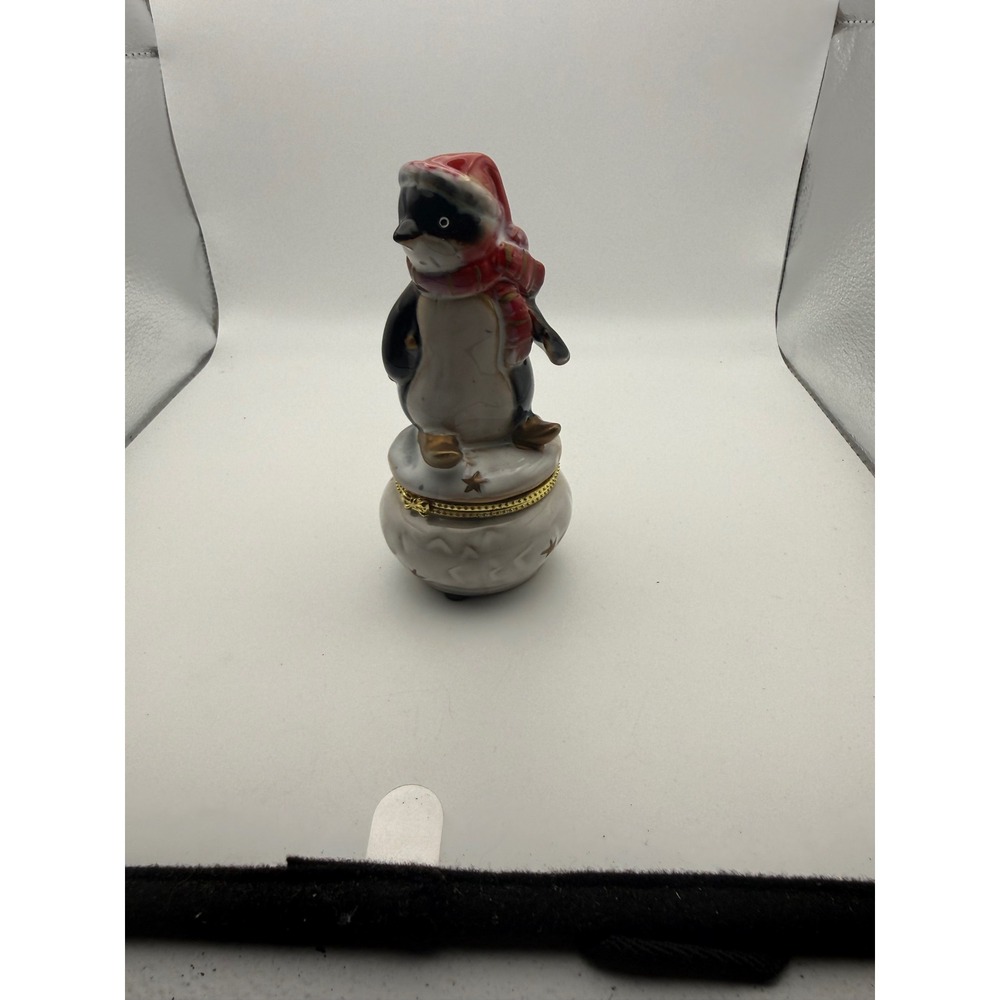 Vintage Penguin Ceramic Trinket Box Christmas Holiday Hinged Jewelry Figurine